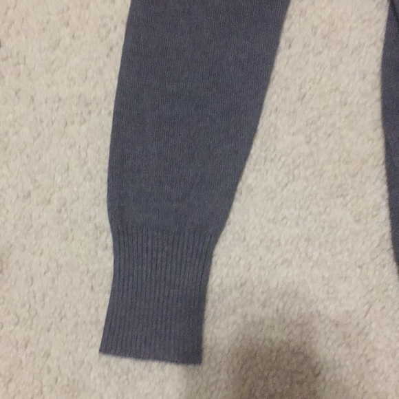 Gray cardigan with gold buttons - Picture 5 of 5